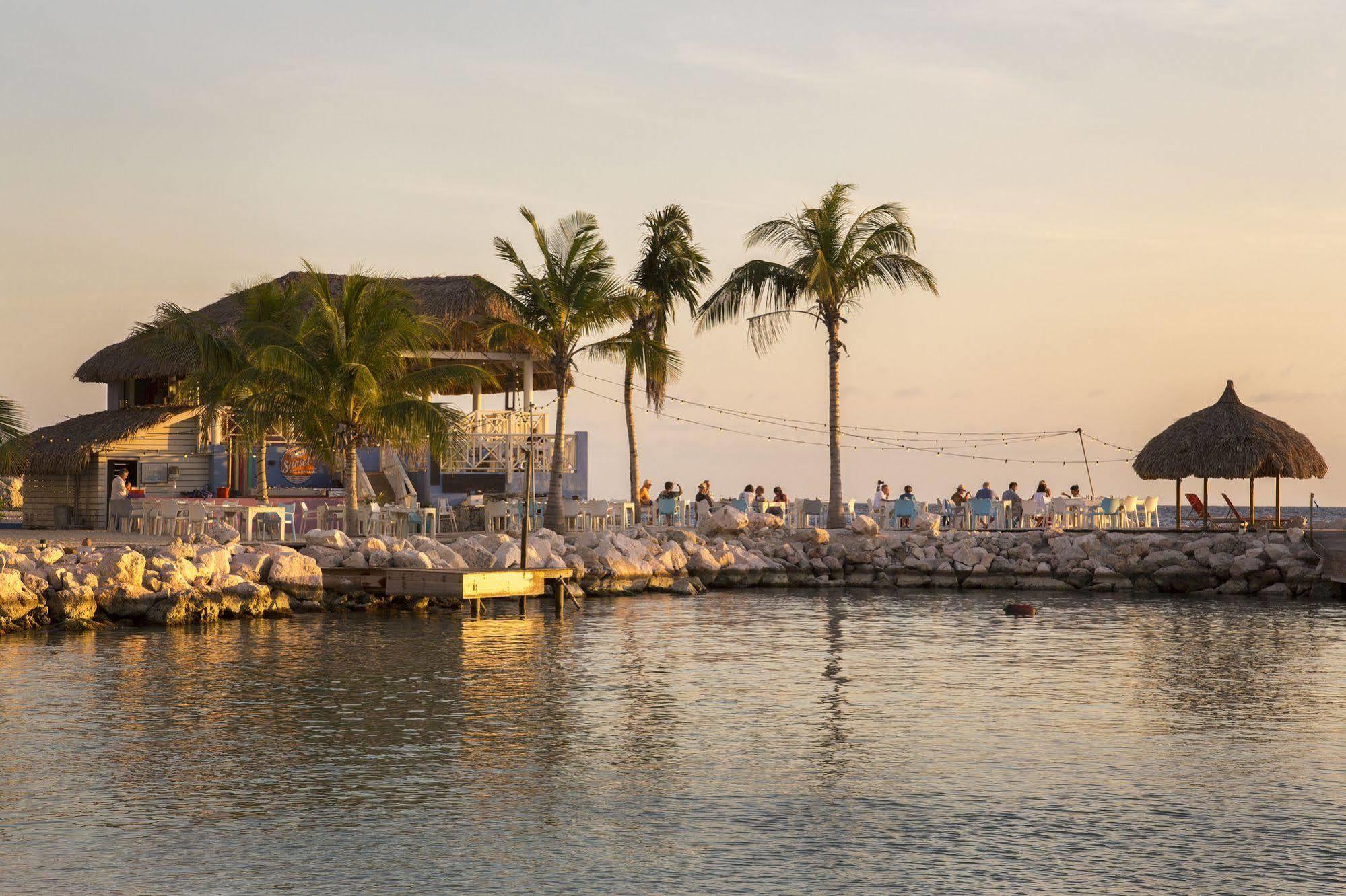 Blue Bay Lodges Curacao Ngoại thất bức ảnh
